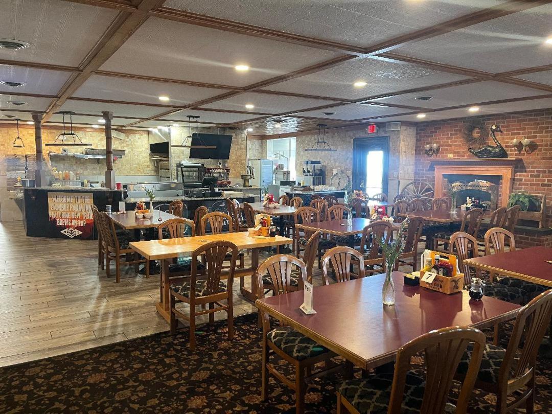 Gamble Farm Inn And Suites Jersey Shore Luaran gambar