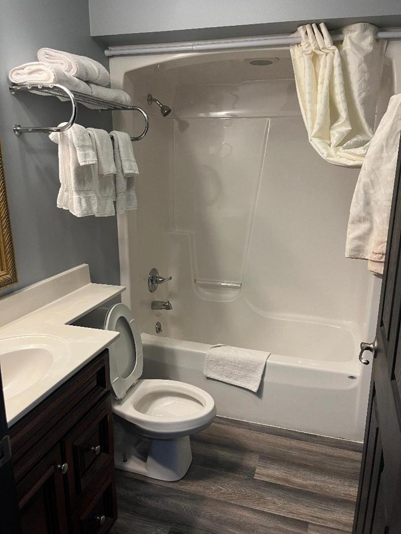 Gamble Farm Inn And Suites Jersey Shore Luaran gambar