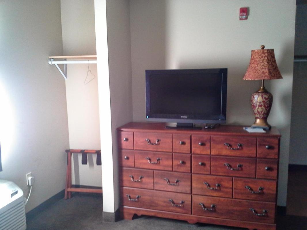 Gamble Farm Inn And Suites Jersey Shore Bilik gambar
